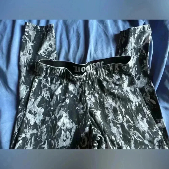 Nike Workout Leggings Running Dri-Fit - Picture 3 of 4